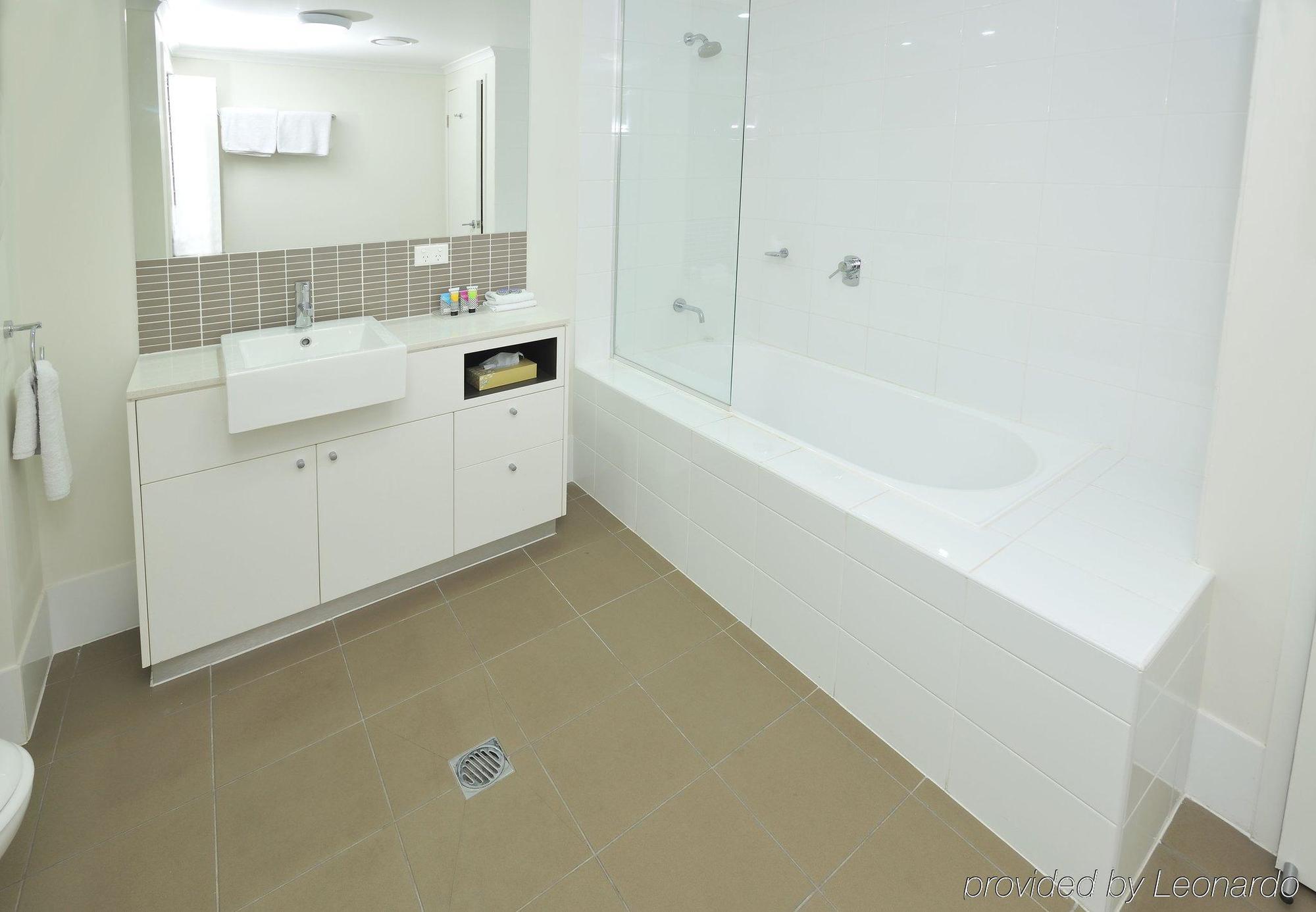 Apartments G60 Gladstone Bagian luar foto