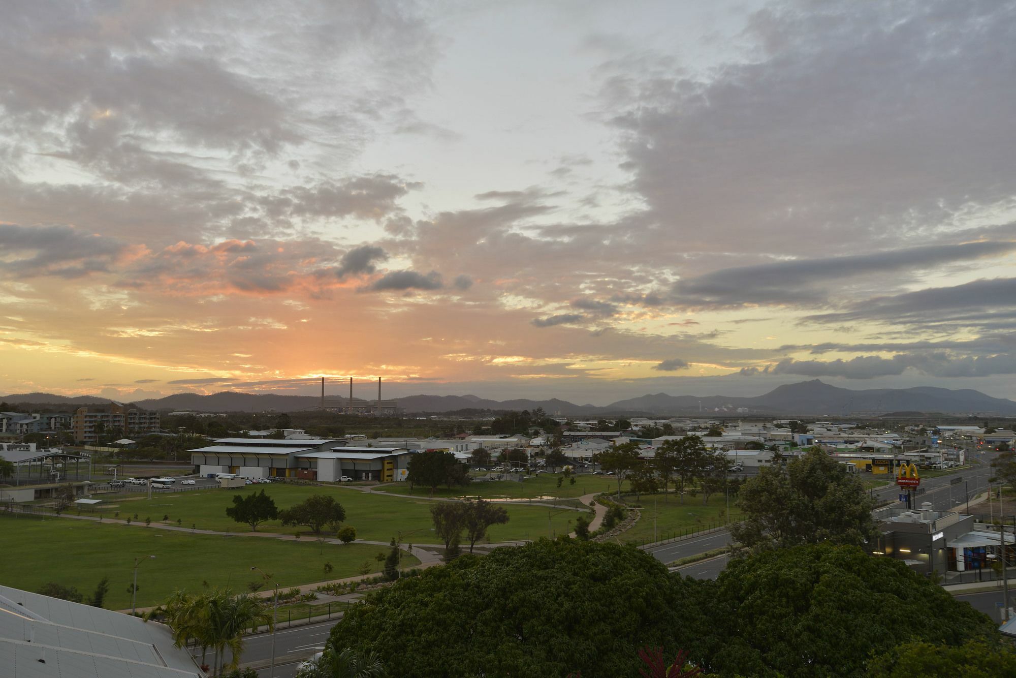 Apartments G60 Gladstone Bagian luar foto